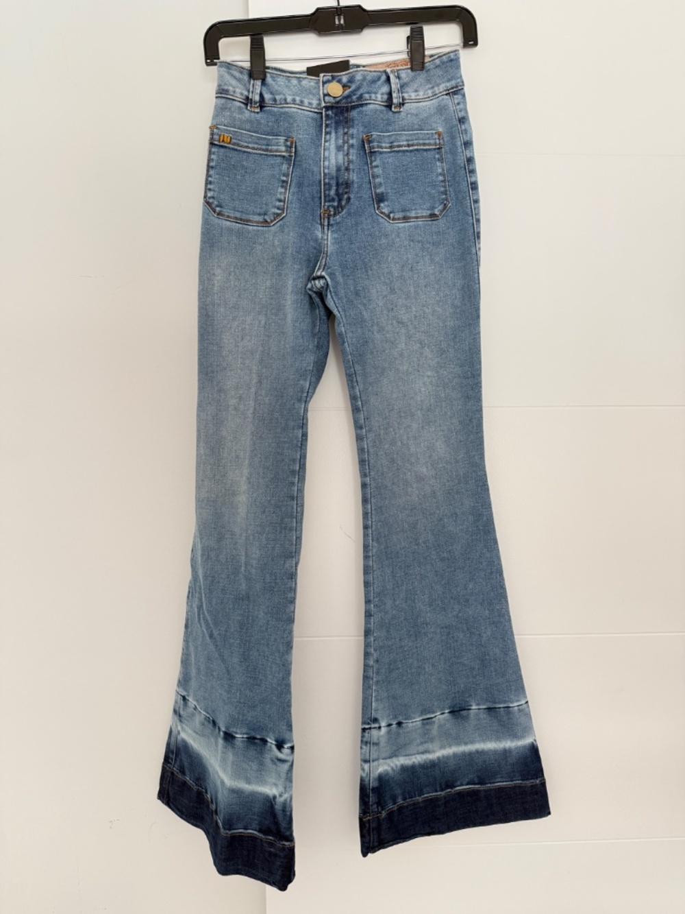 Alvin Valley Doyenne Stone Wash with Hem Detail Blue Flare Jeans NWT Size 40R - Picture 6 of 7
